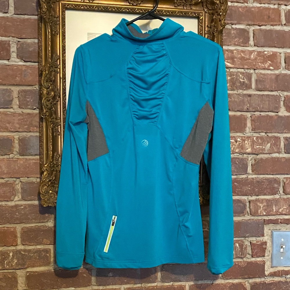 Running Jacket for Fall/Spring - Picture 3 of 3